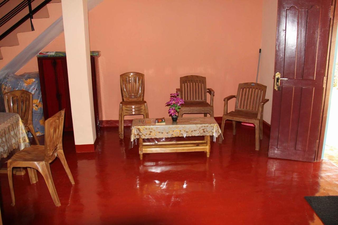 Hotel Batti Relax Point Batticaloa Esterno foto