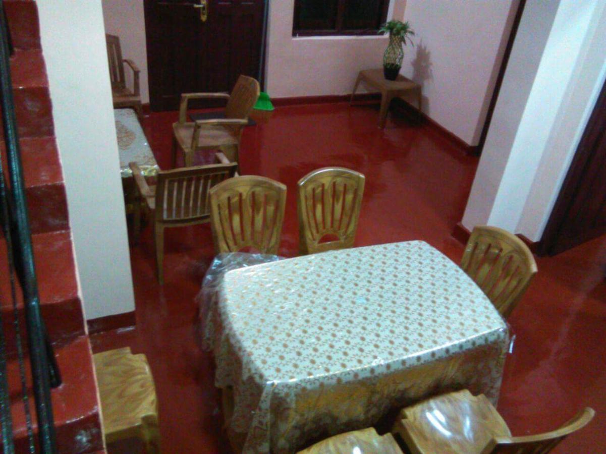 Hotel Batti Relax Point Batticaloa Esterno foto