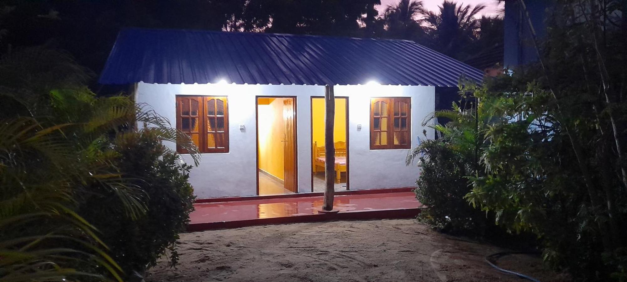 Hotel Batti Relax Point Batticaloa Esterno foto